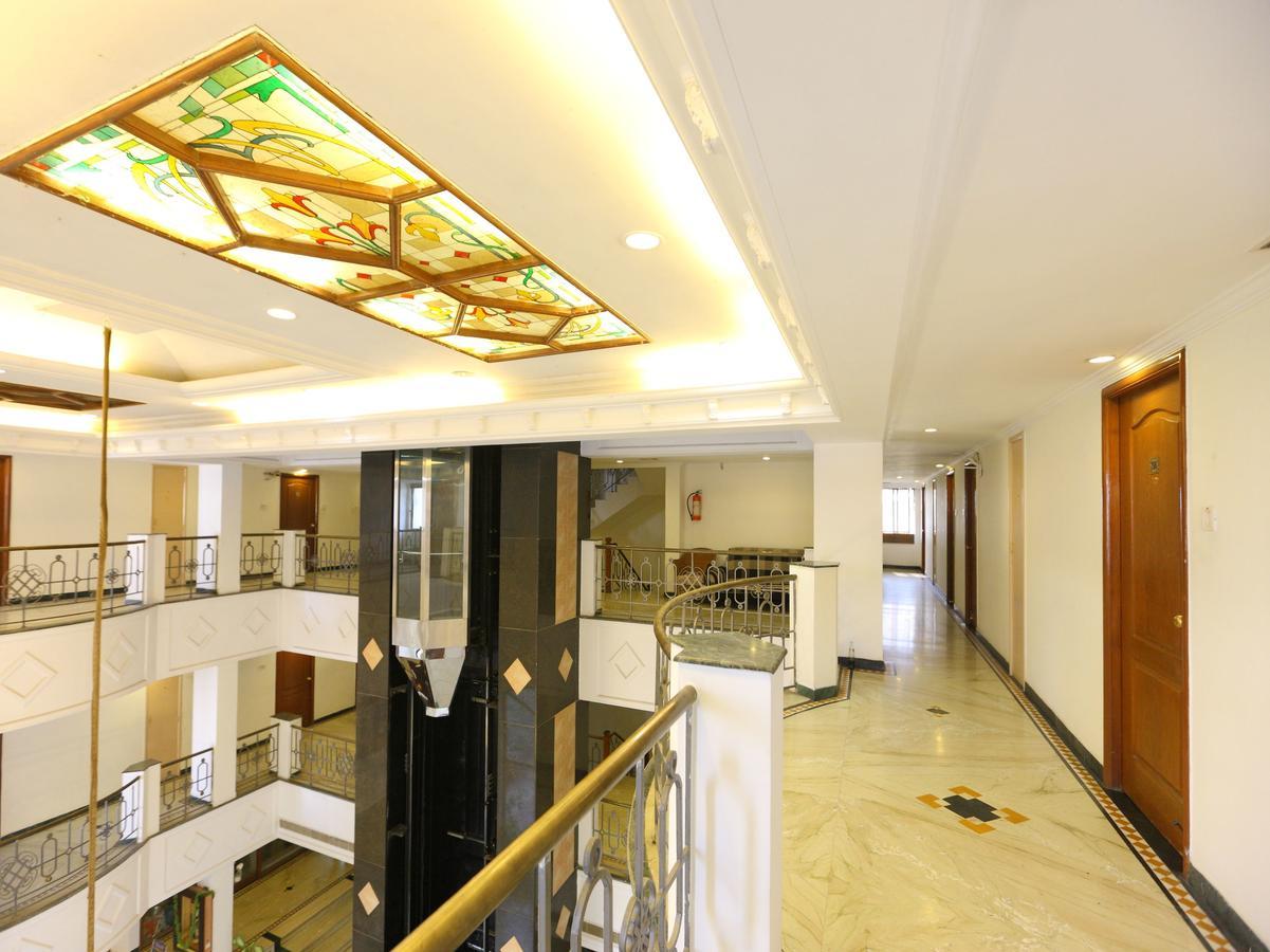 Oyo 1081 Hotel Sindhu International Tirupati Exterior foto