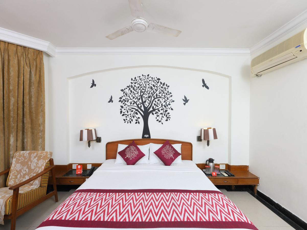 Oyo 1081 Hotel Sindhu International Tirupati Exterior foto